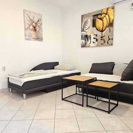 Apartment Vlado Vrsar Eksteriør billede